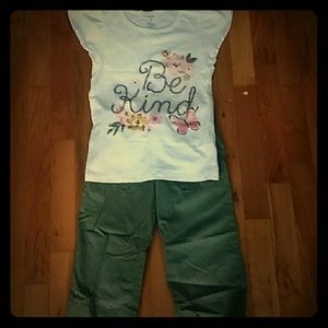 Girl's Outfit - Carter's